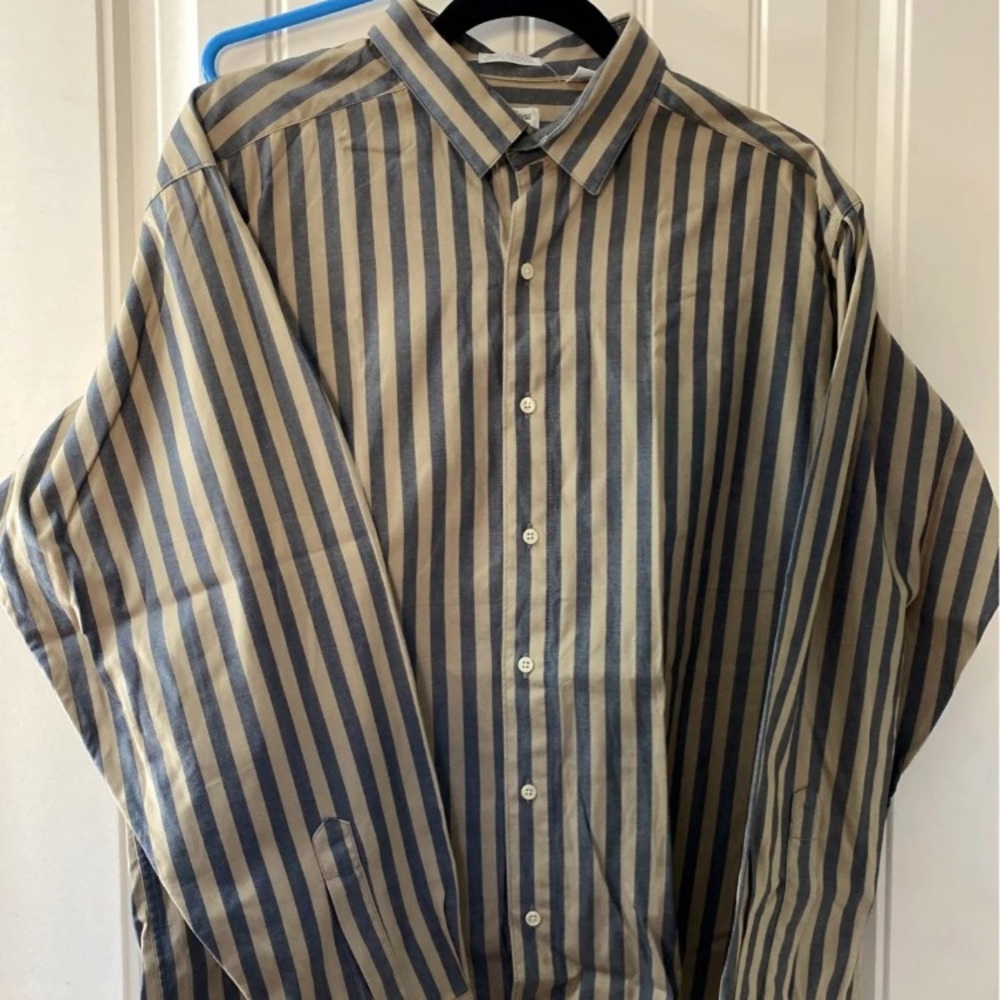 Neiman Marcus mens long sleeve dress shirt 👔 size large
